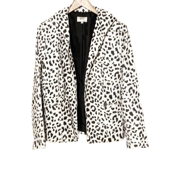 Neiman Marcus Jackets & Blazers - Neiman Marcus Animal Print Jacket